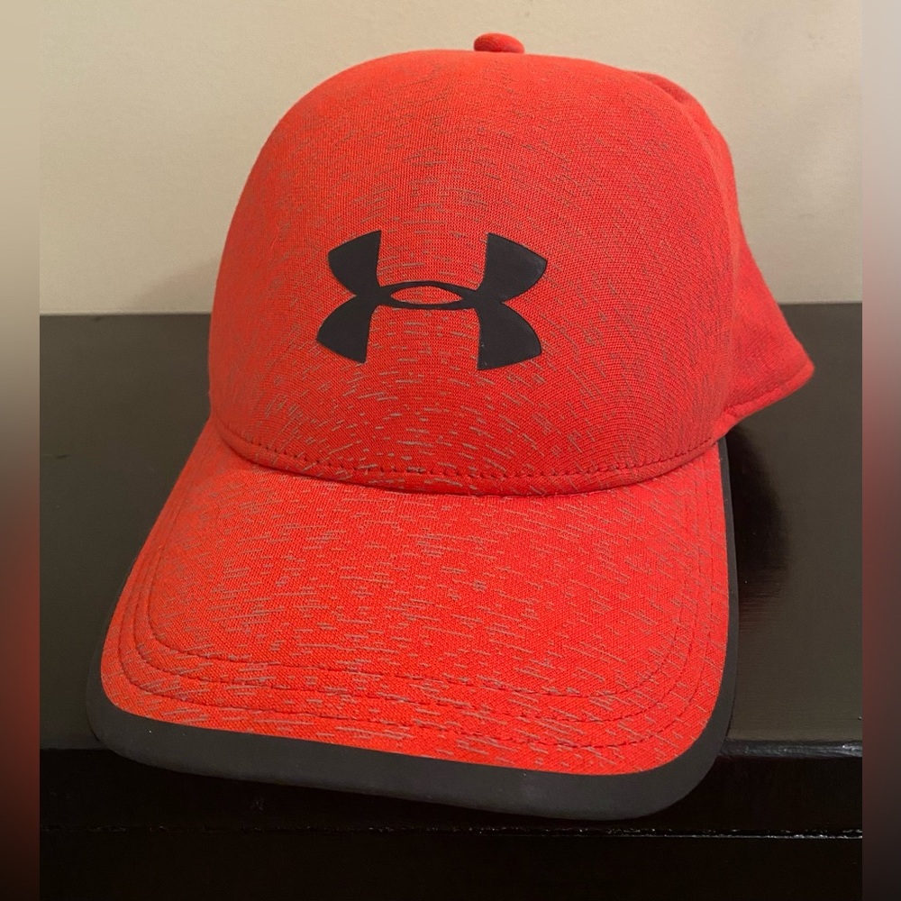 Under Armour Moisture‎ Wicking Hat